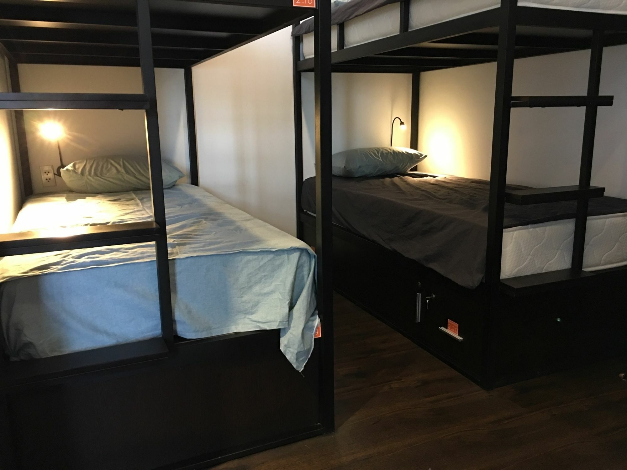 Penthouse Hostel & Spa โฮจิมินห์ซิตี้ ภายนอก รูปภาพ
